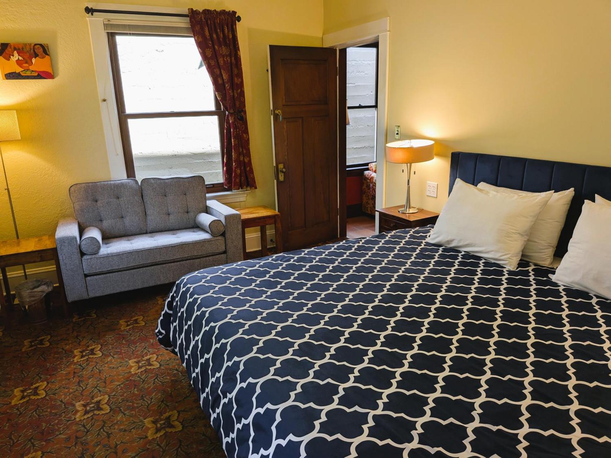 Bluebird Guesthouse พอร์ตแลนด์ ภายนอก รูปภาพ