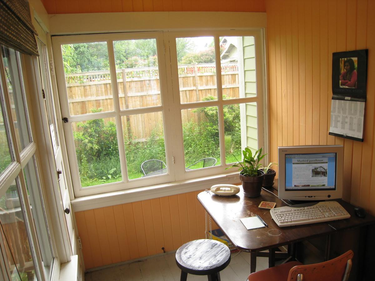 Bluebird Guesthouse พอร์ตแลนด์ ภายนอก รูปภาพ