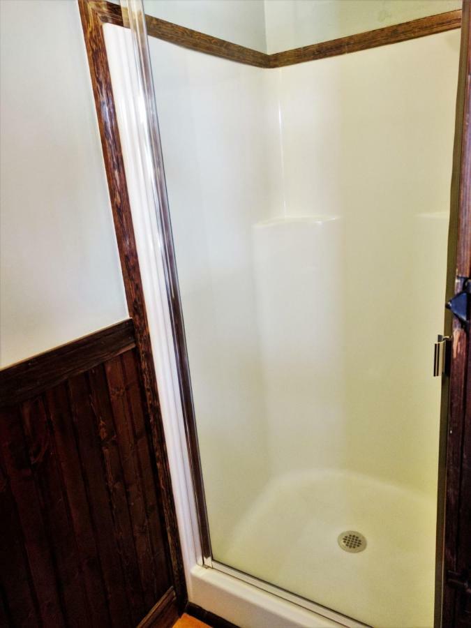 Bluebird Guesthouse พอร์ตแลนด์ ภายนอก รูปภาพ